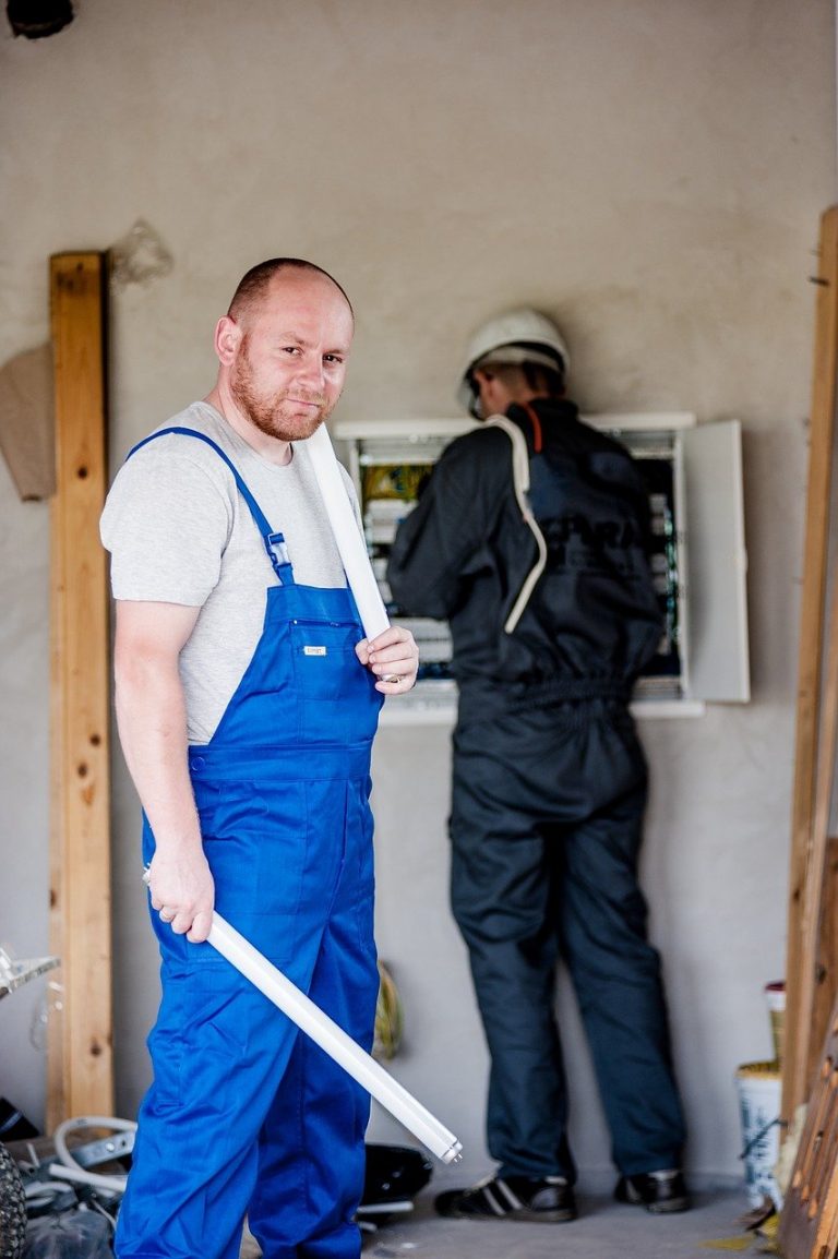 electrician, electric, electricity-2755687.jpg