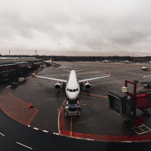 airplane, aircraft, airport-4885803.jpg
